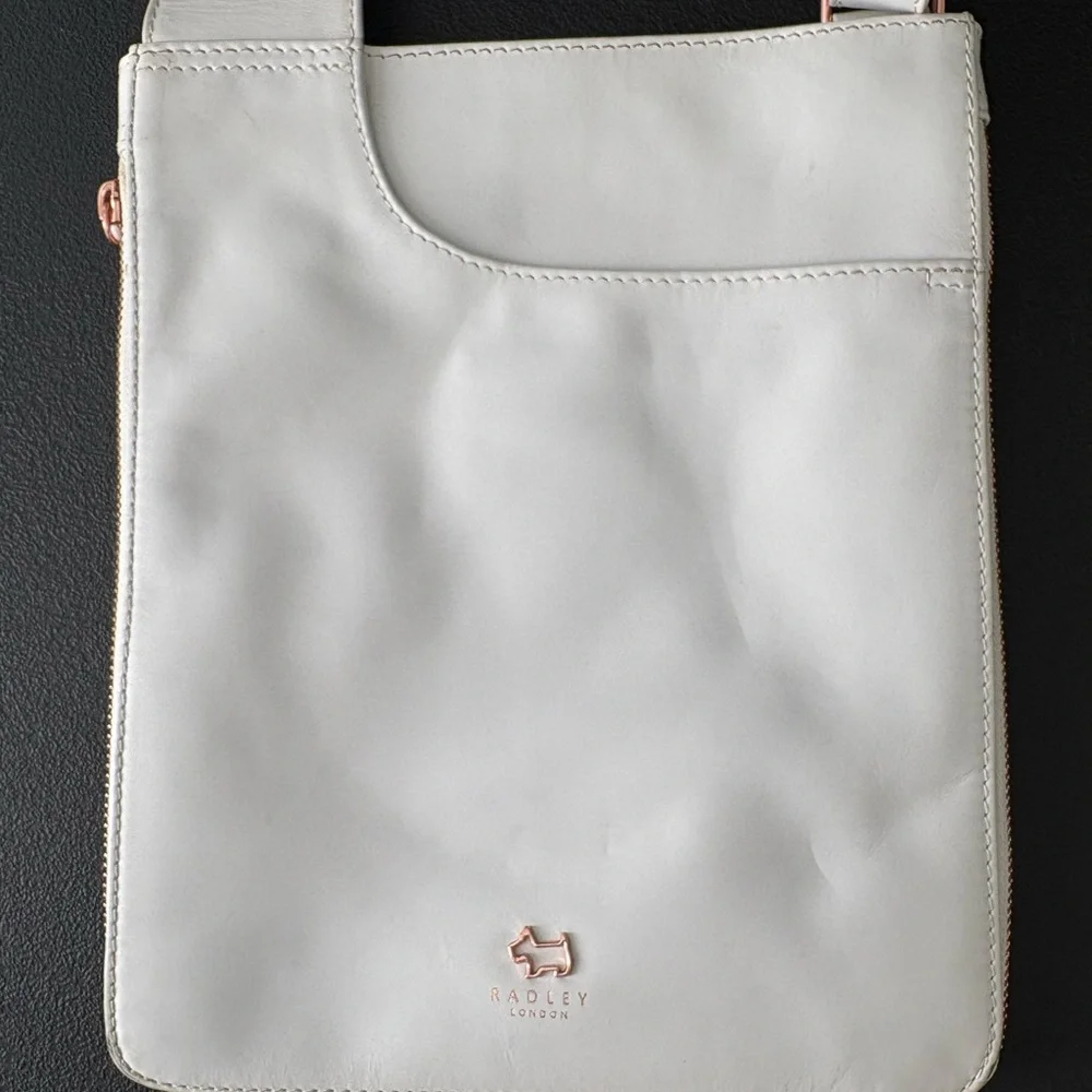 Radley London Leather Crossbody Purse White - Picture 2 of 7